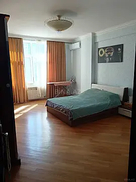 Satılır 2 otaqlı mənzil 70 m²
