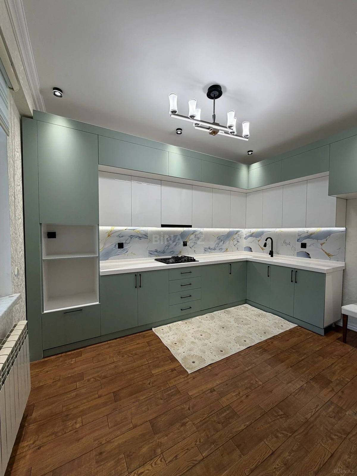 Satılır 2 otaqlı mənzil 70 m²