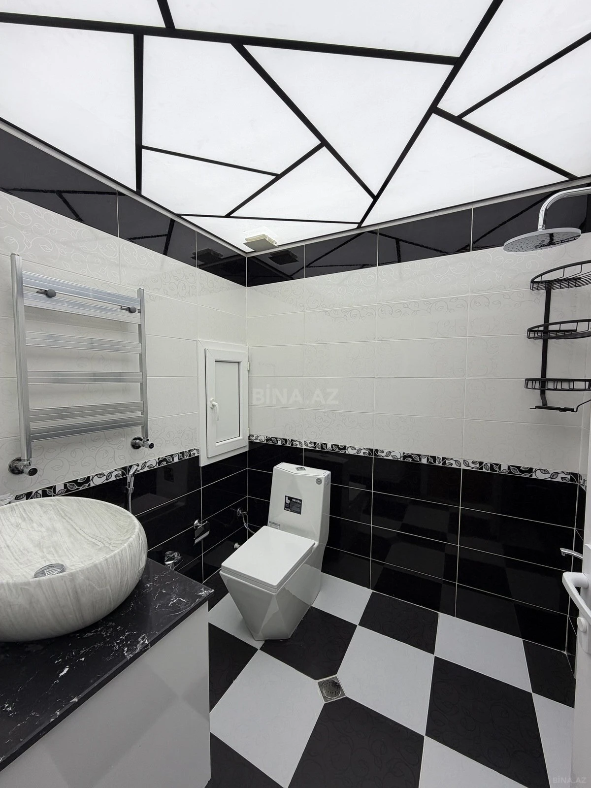 Satılır 2 otaqlı mənzil 70 m²