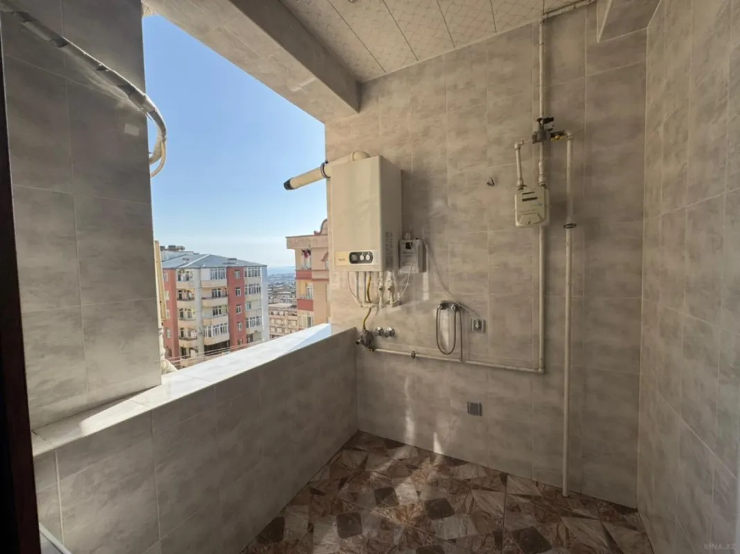 Satılır 3 otaqlı mənzil 140 m²