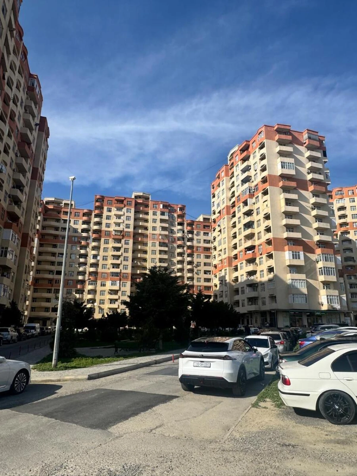 Satılır 3 otaqlı mənzil 90 m²