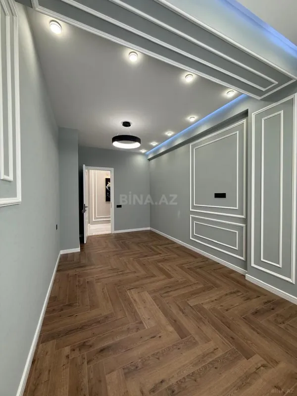 Satılır 3 otaqlı mənzil 105 m²