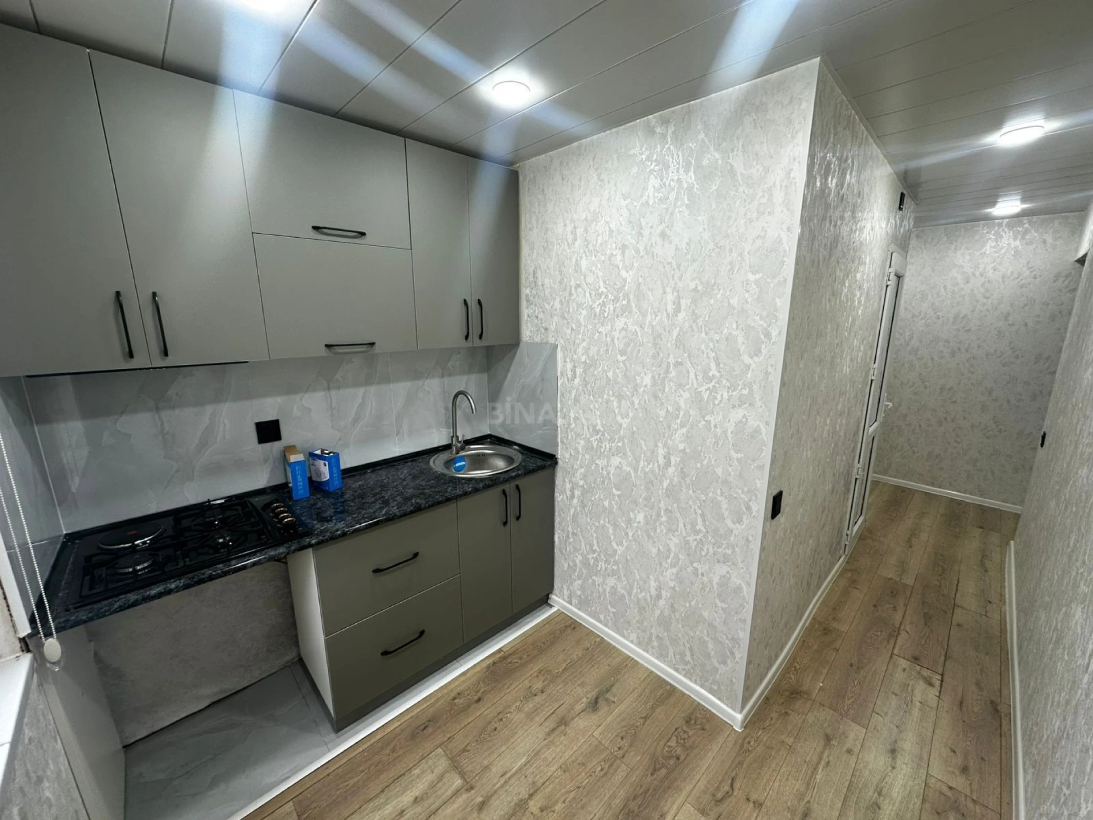 Kirayə verilir 2 otaqlı mənzil 55 m²