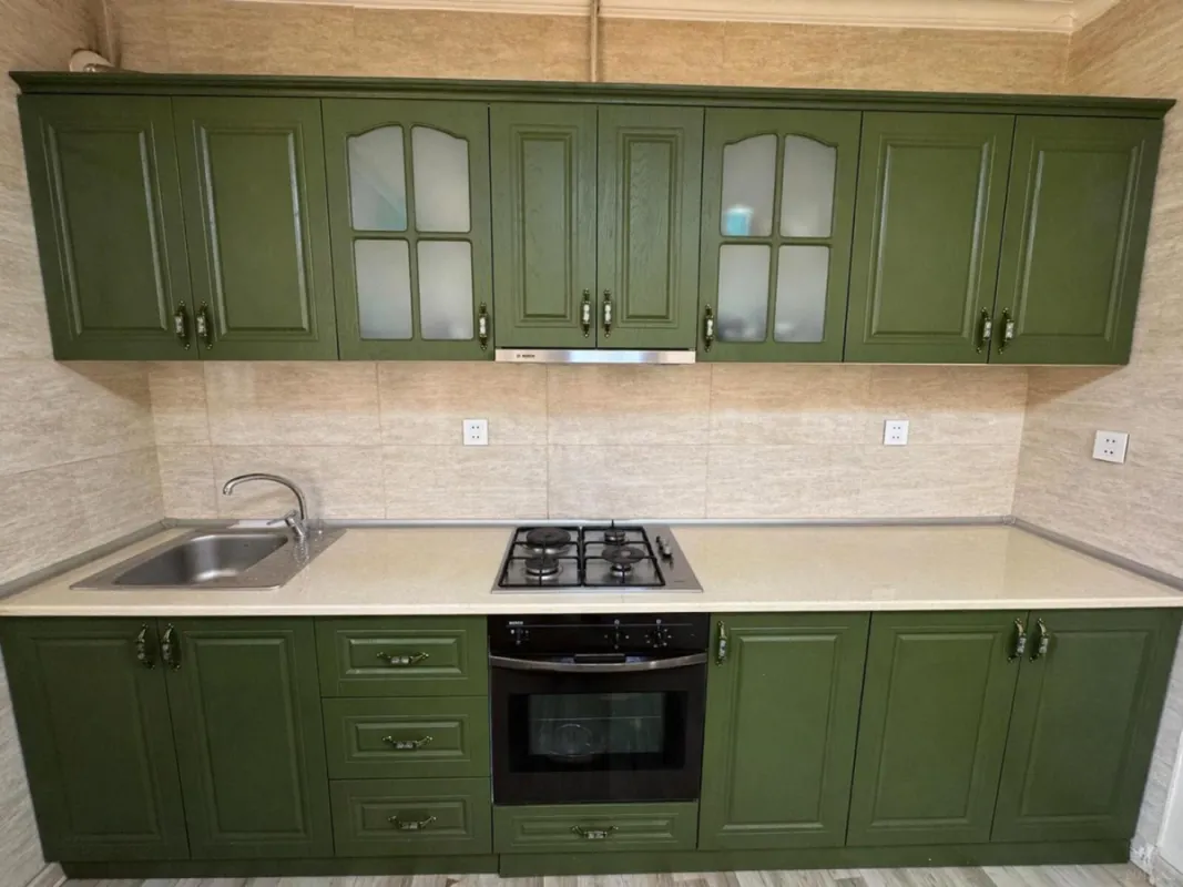 Satılır 5 otaqlı mənzil 190 m²