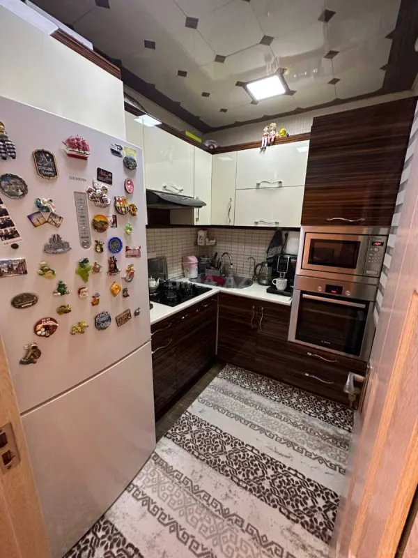 Satılır 2 otaqlı mənzil 60 m²