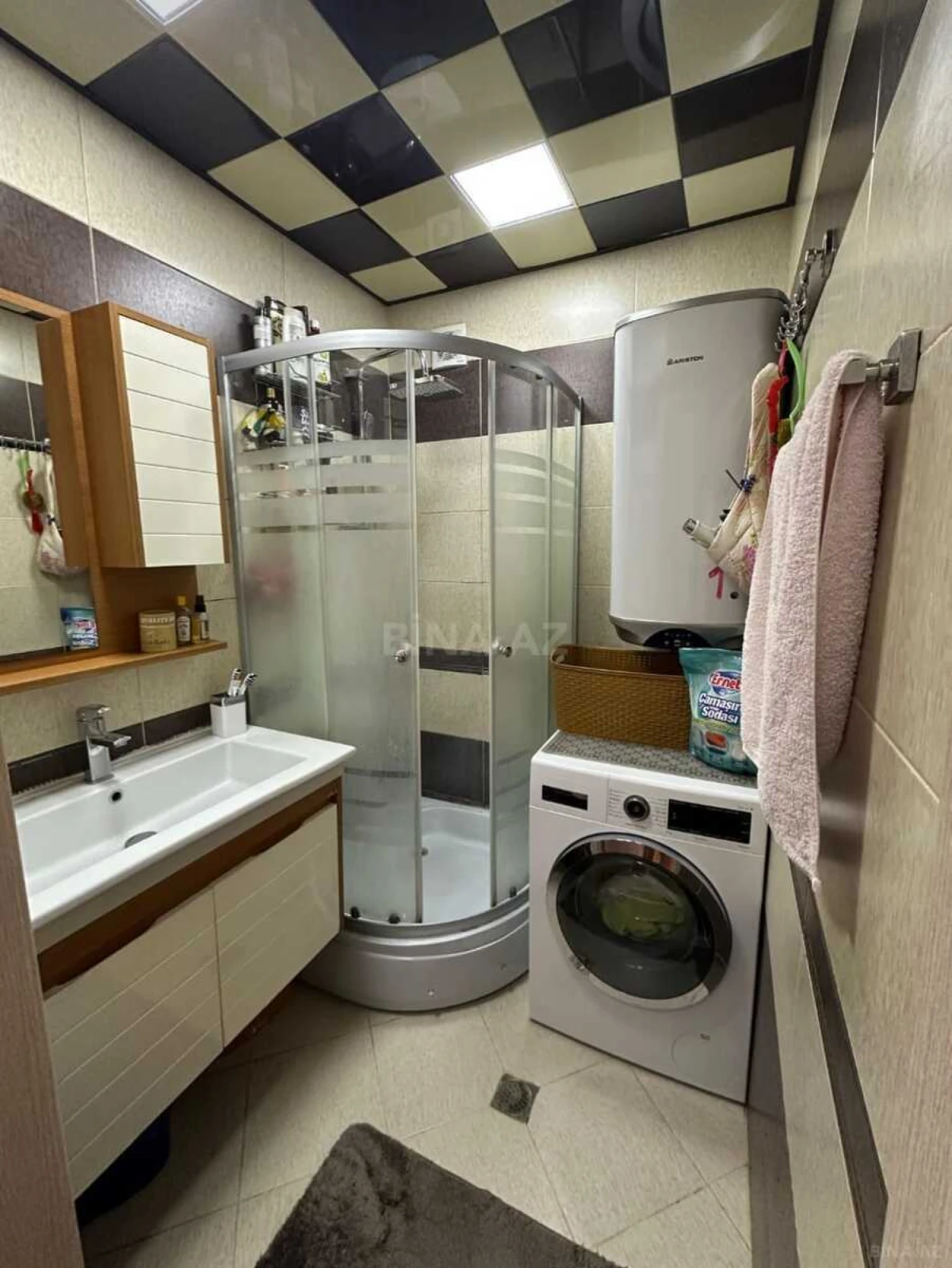 Satılır 2 otaqlı mənzil 60 m²