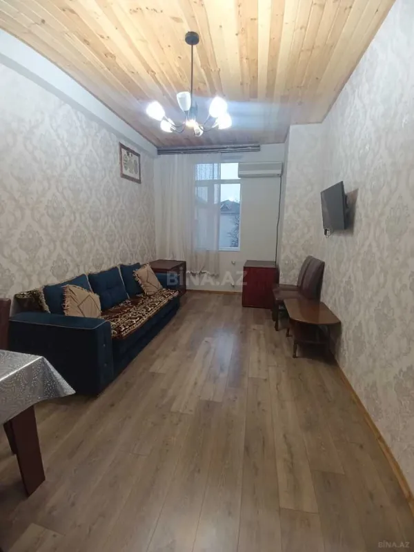 Satılır 2 otaqlı mənzil 60 m²