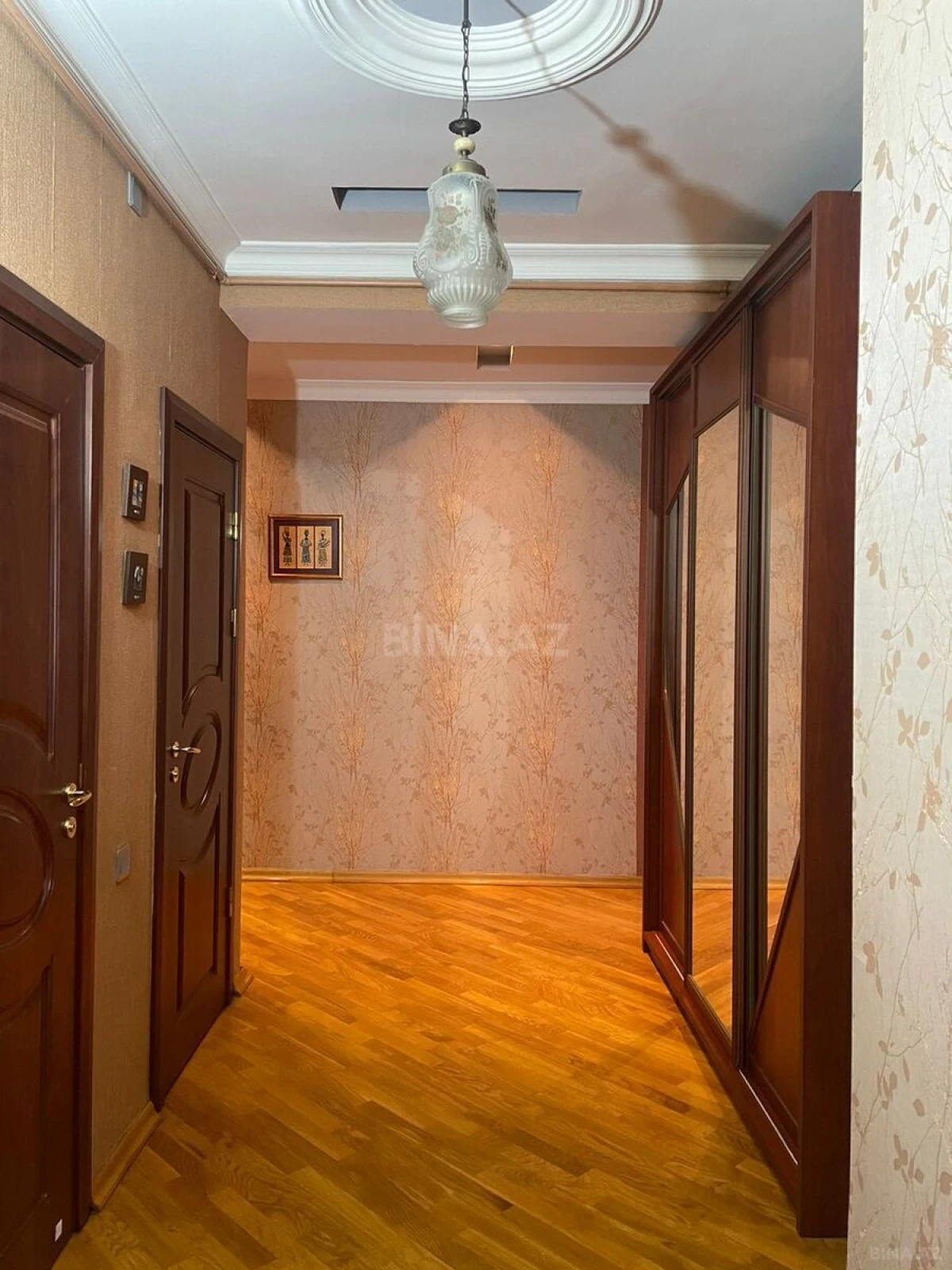 Kirayə verilir 3 otaqlı mənzil 110 m²