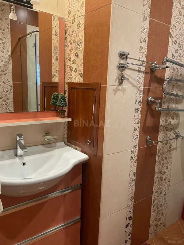 Kirayə verilir 3 otaqlı mənzil 110 m²