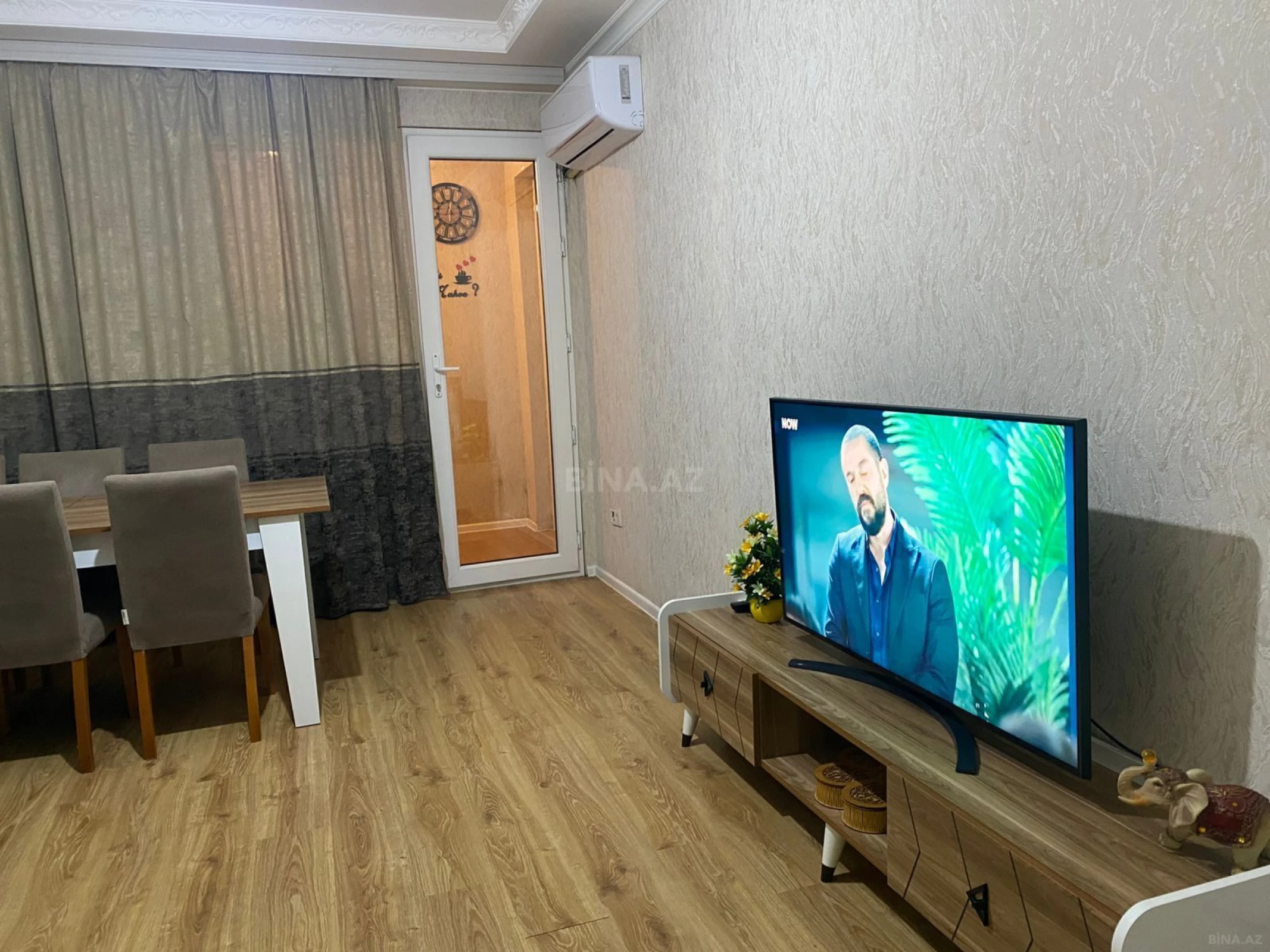 Kirayə verilir 2 otaqlı mənzil 70 m²