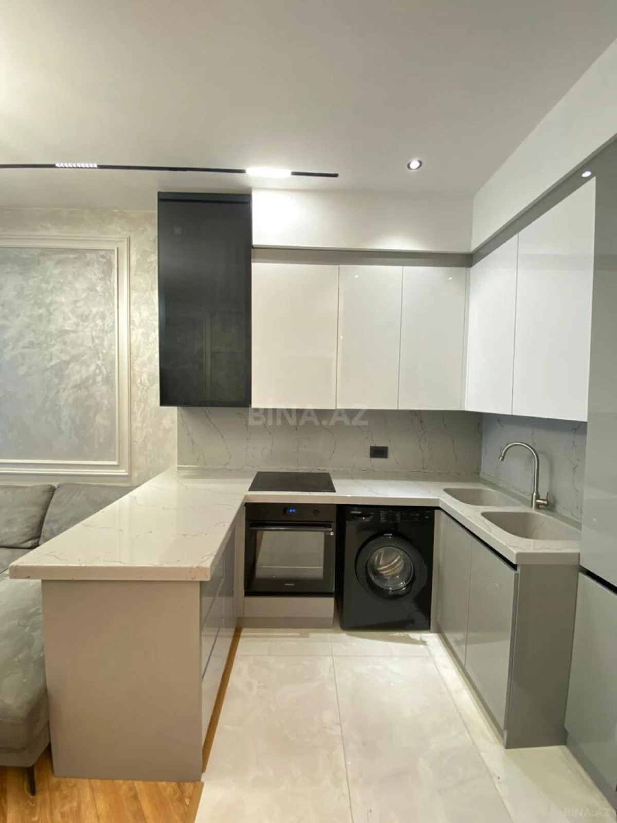 Kirayə verilir 2 otaqlı mənzil 60 m²