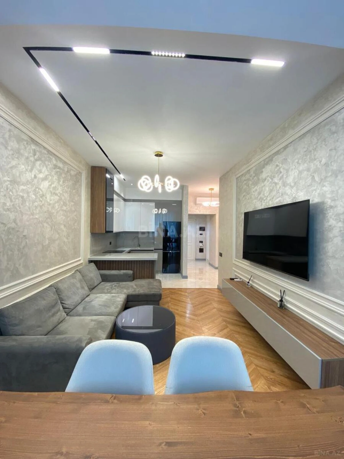 Kirayə verilir 2 otaqlı mənzil 60 m²