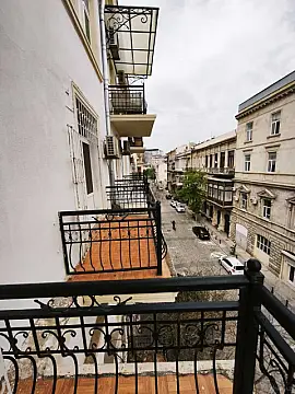 Kirayə verilir 2 otaqlı mənzil 55 m²