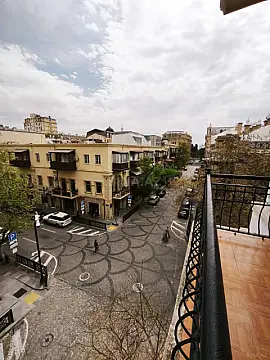 Kirayə verilir 2 otaqlı mənzil 55 m² — Bakı, Sahil qəs. 2 otaq 55.00 m²