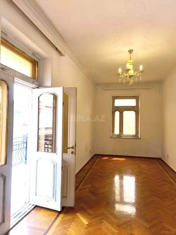 Kirayə verilir 2 otaqlı mənzil 55 m²