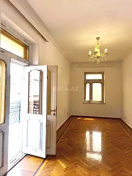 Kirayə verilir 2 otaqlı mənzil 55 m²