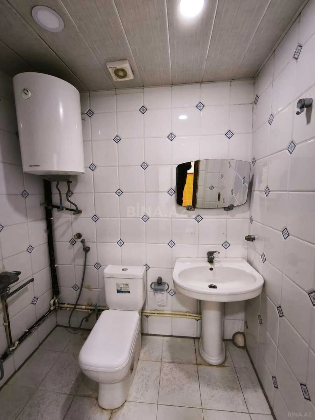Kirayə verilir 2 otaqlı mənzil 55 m²