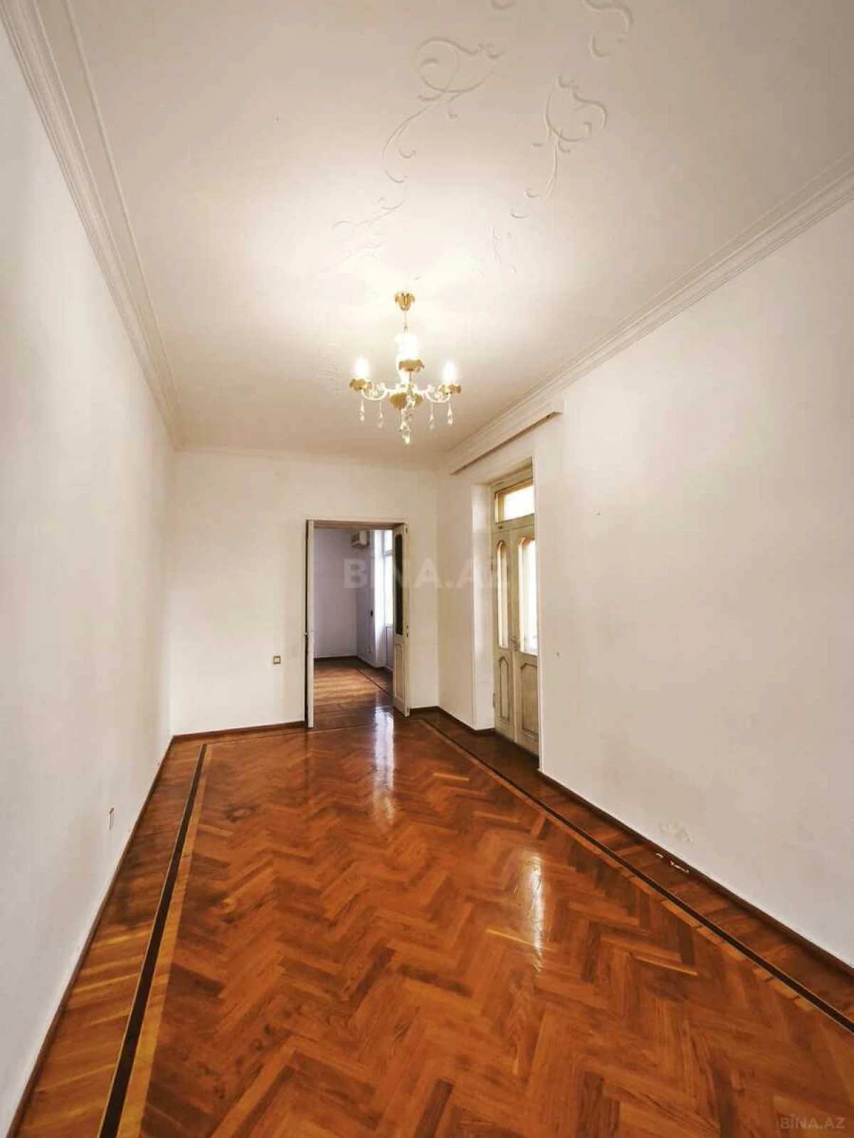 Kirayə verilir 2 otaqlı mənzil 55 m²