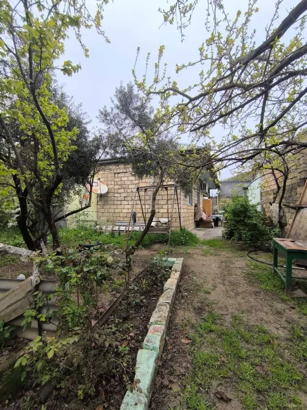 Satılır 4 otaqlı həyət evi 150 m²