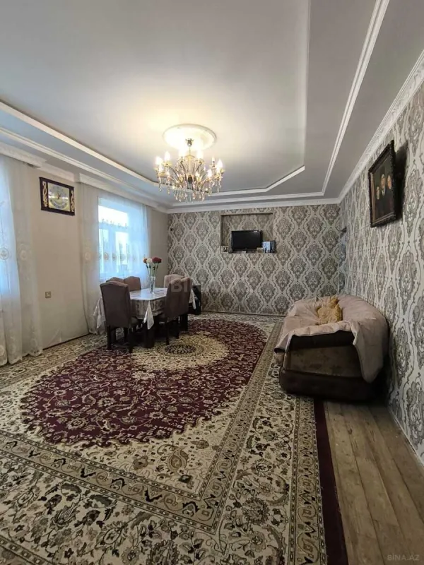 Satılır 4 otaqlı həyət evi 150 m²