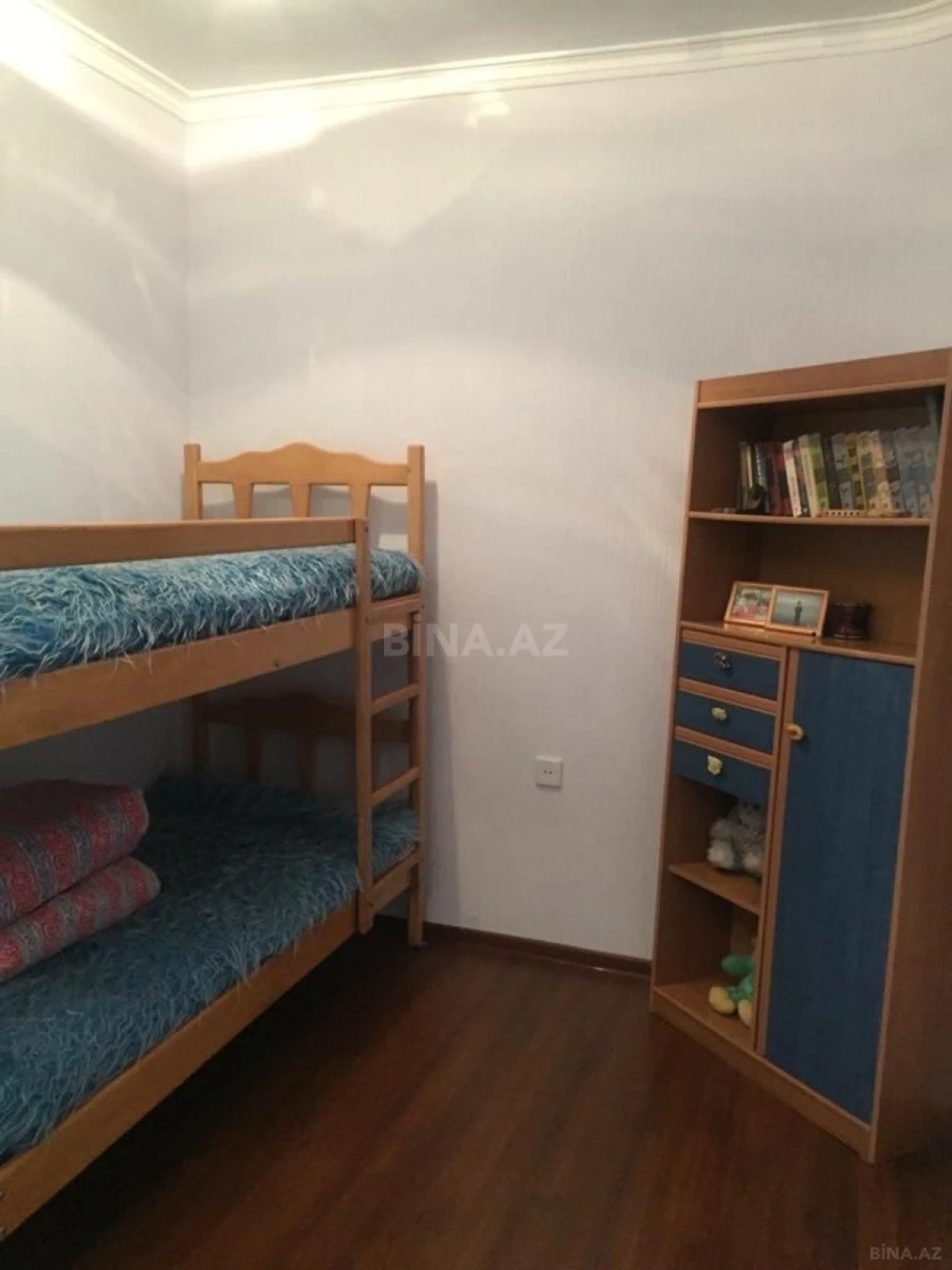 Satılır 5 otaqlı həyət evi 246 m²