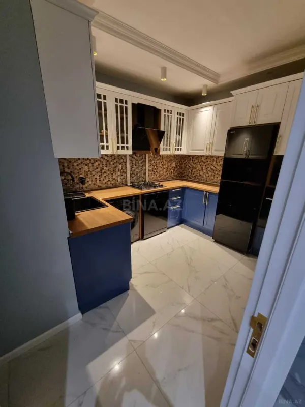 Satılır 2 otaqlı mənzil 85 m²