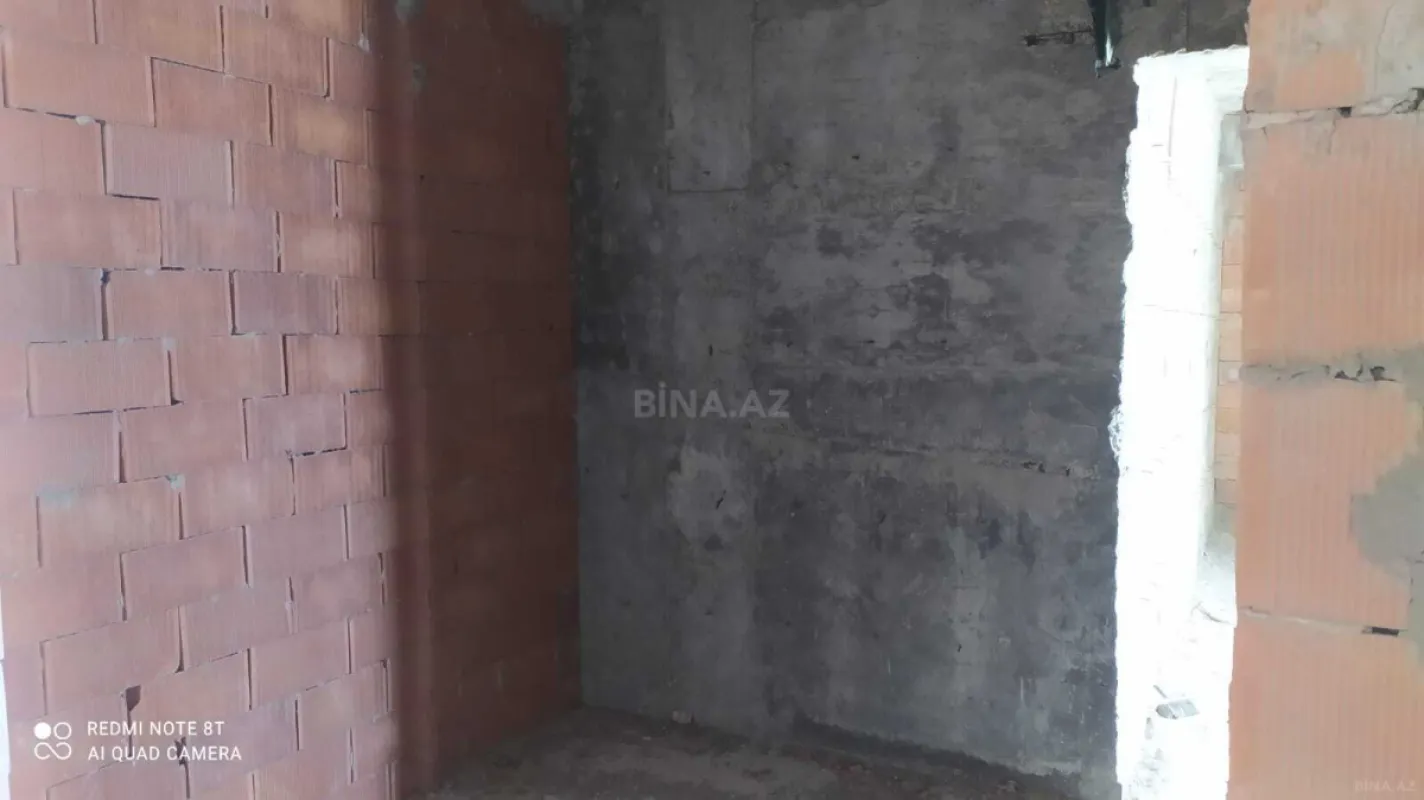 Satılır 2 otaqlı mənzil 85 m²