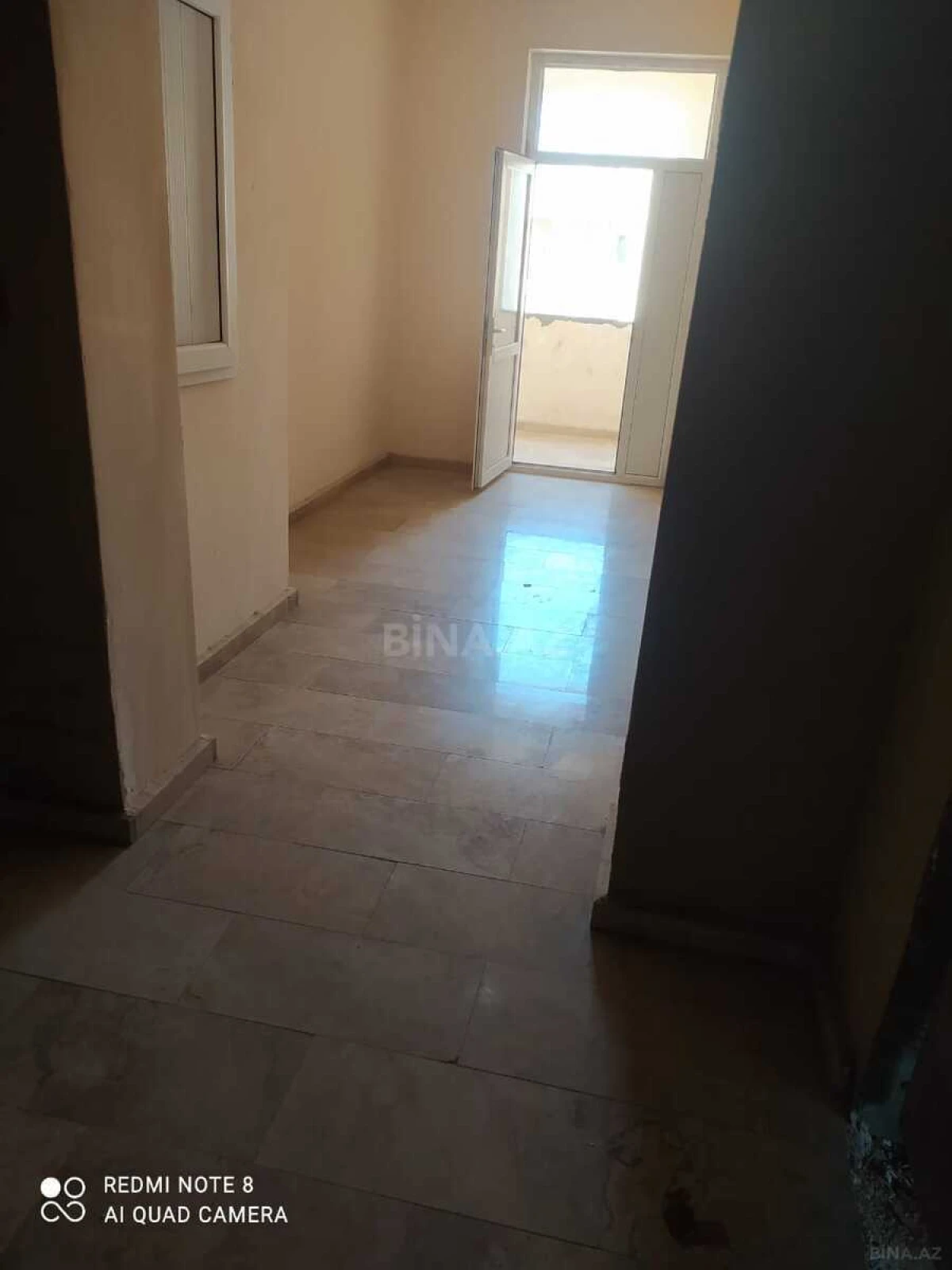 Satılır 2 otaqlı mənzil 85 m²
