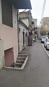 Kirayə verilir obyekt 100 m² — Bakı, Nizami 100.00 m²