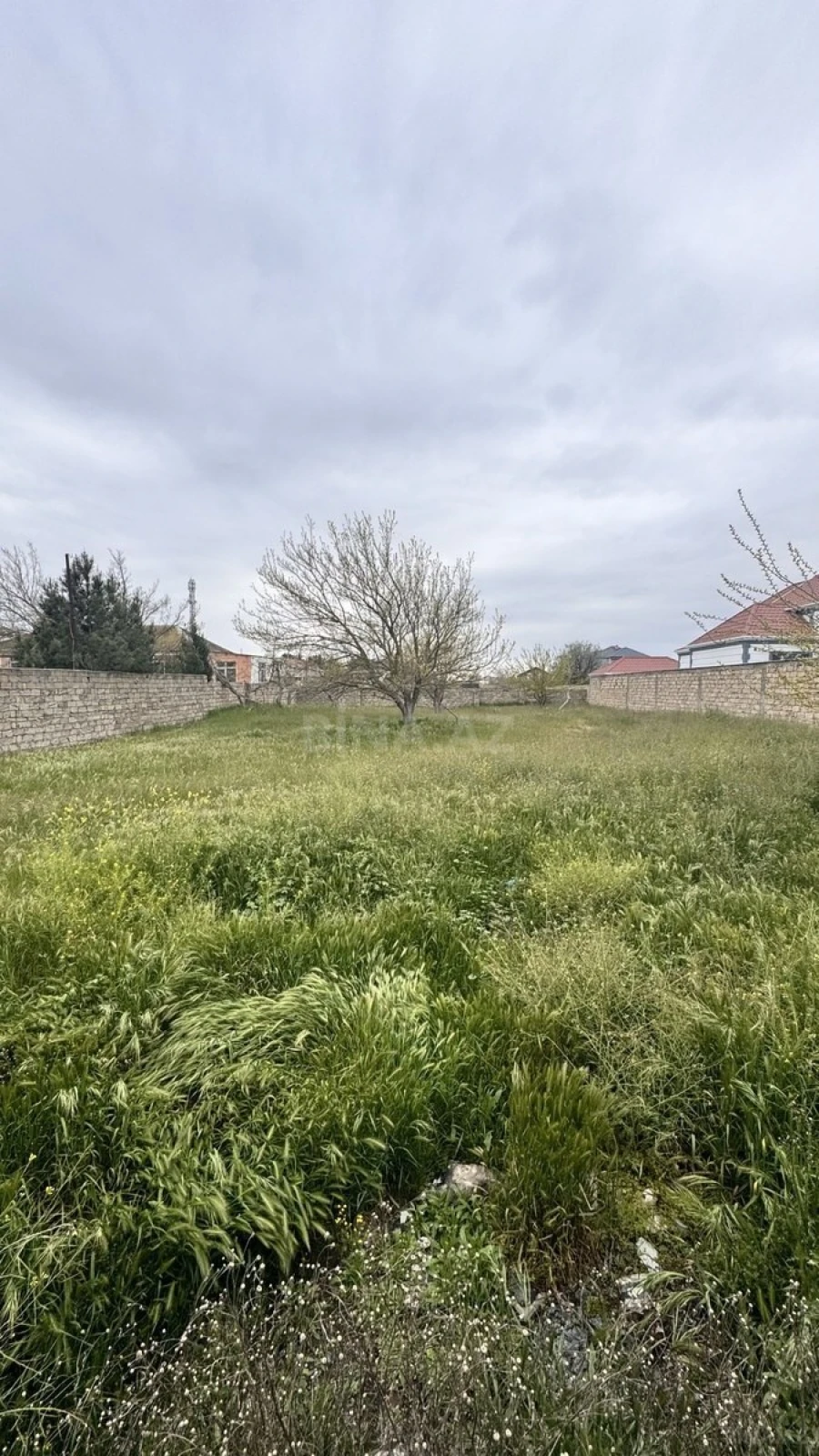 Satılır torpaq sahəsi 12 m²