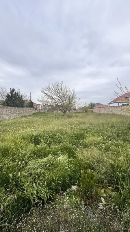 Satılır torpaq sahəsi 12 m²