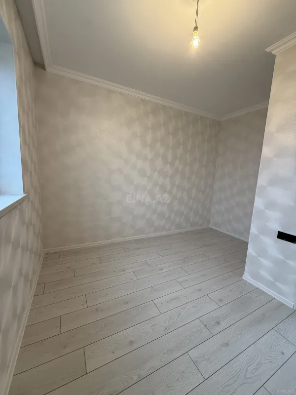 Satılır 4 otaqlı həyət evi 165 m²