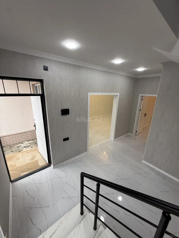 Satılır 4 otaqlı həyət evi 165 m²
