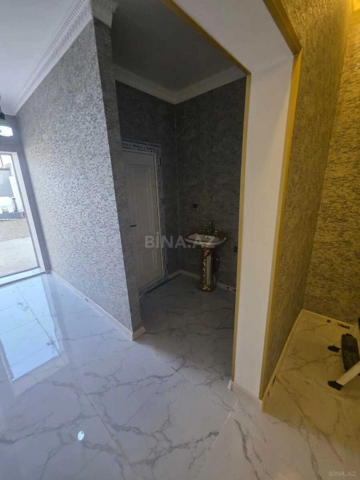 Satılır 3 otaqlı həyət evi 100 m²