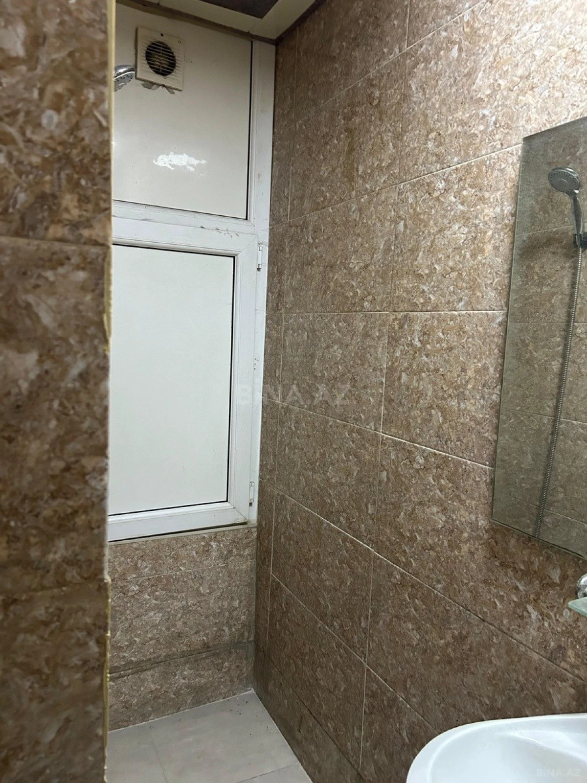 Satılır 2 otaqlı mənzil 44 m²