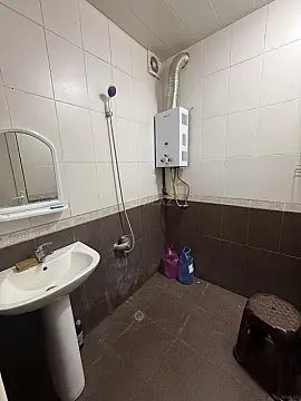 Kirayə verilir 1 otaqlı mənzil 35 m²