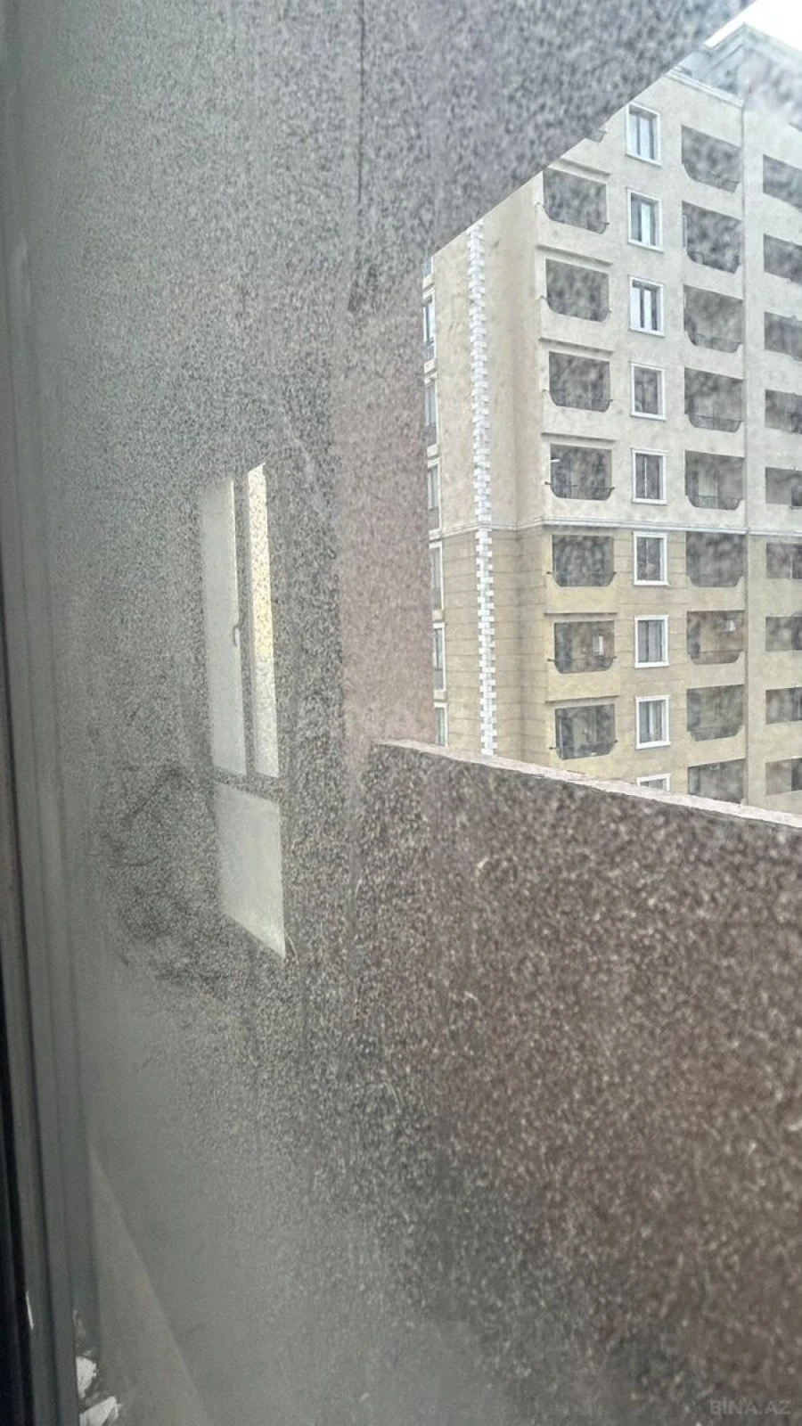 Satılır 3 otaqlı mənzil 106 m²