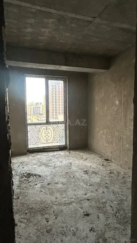 Satılır 3 otaqlı mənzil 106 m²