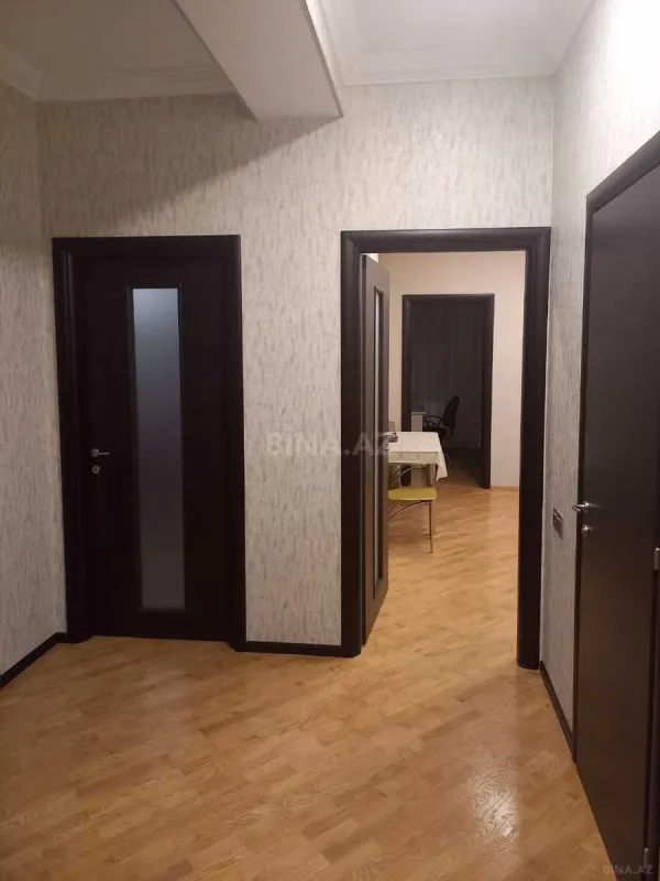 Kirayə verilir 3 otaqlı mənzil 105 m²