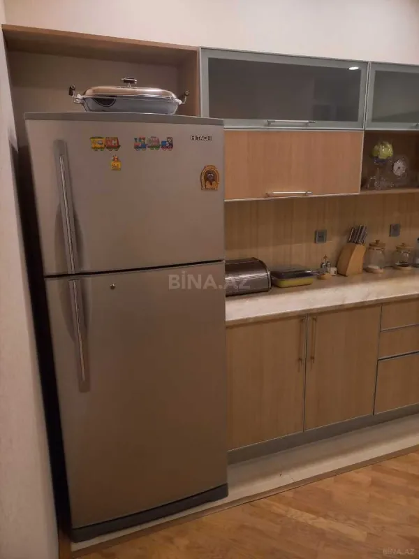 Kirayə verilir 3 otaqlı mənzil 105 m²