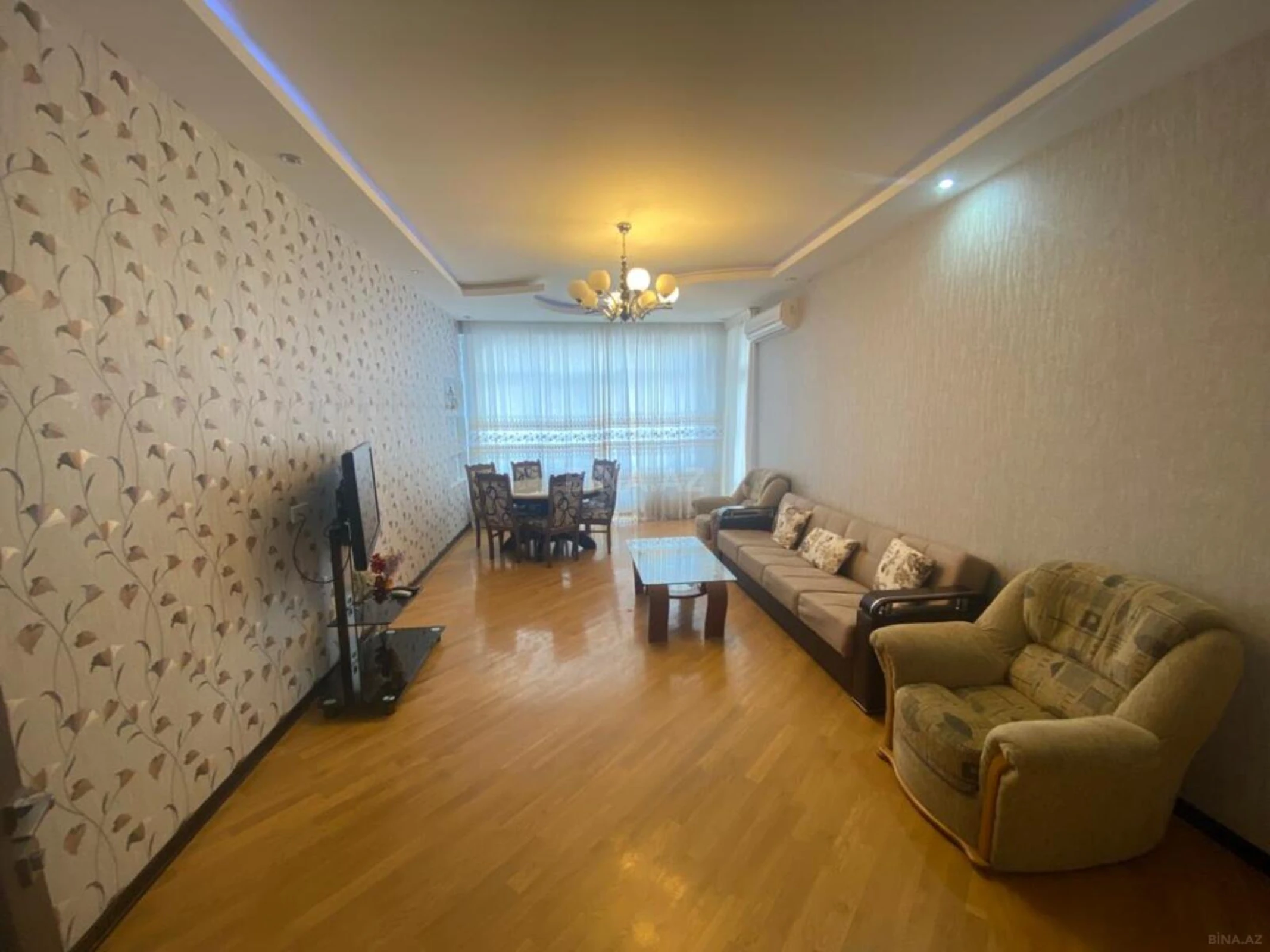 Kirayə verilir 3 otaqlı mənzil 150 m²