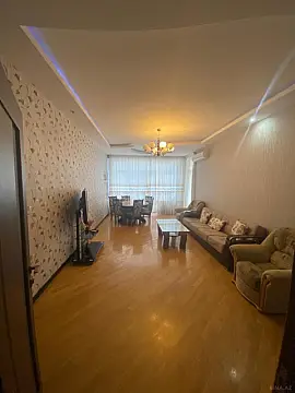Kirayə verilir 3 otaqlı mənzil 150 m²