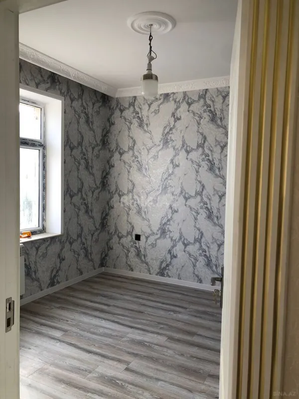 Satılır 6 otaqlı həyət evi 220 m²