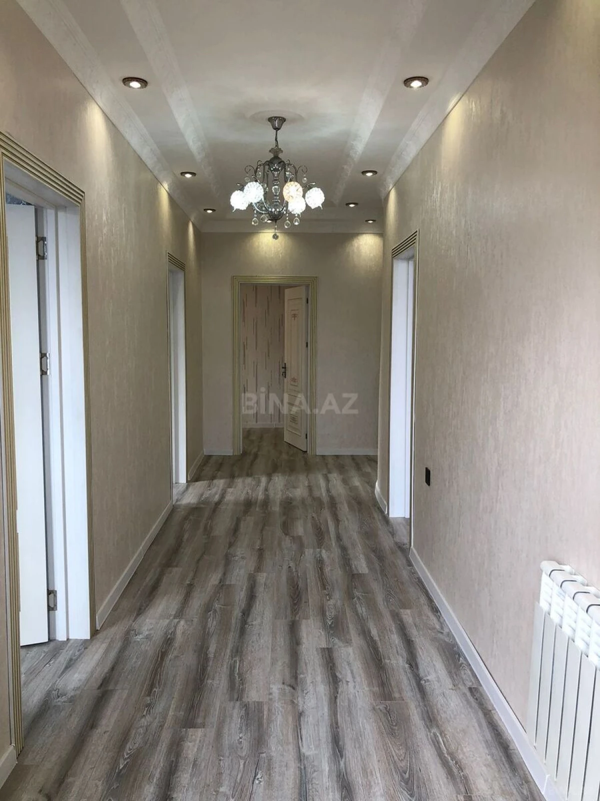 Satılır 6 otaqlı həyət evi 220 m²