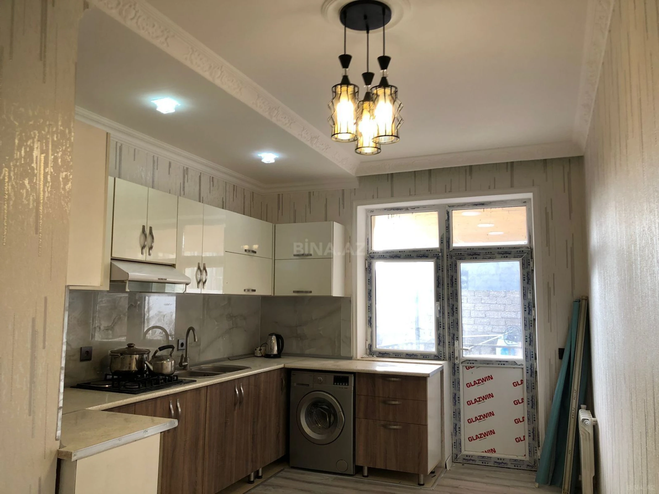Satılır 6 otaqlı həyət evi 220 m²