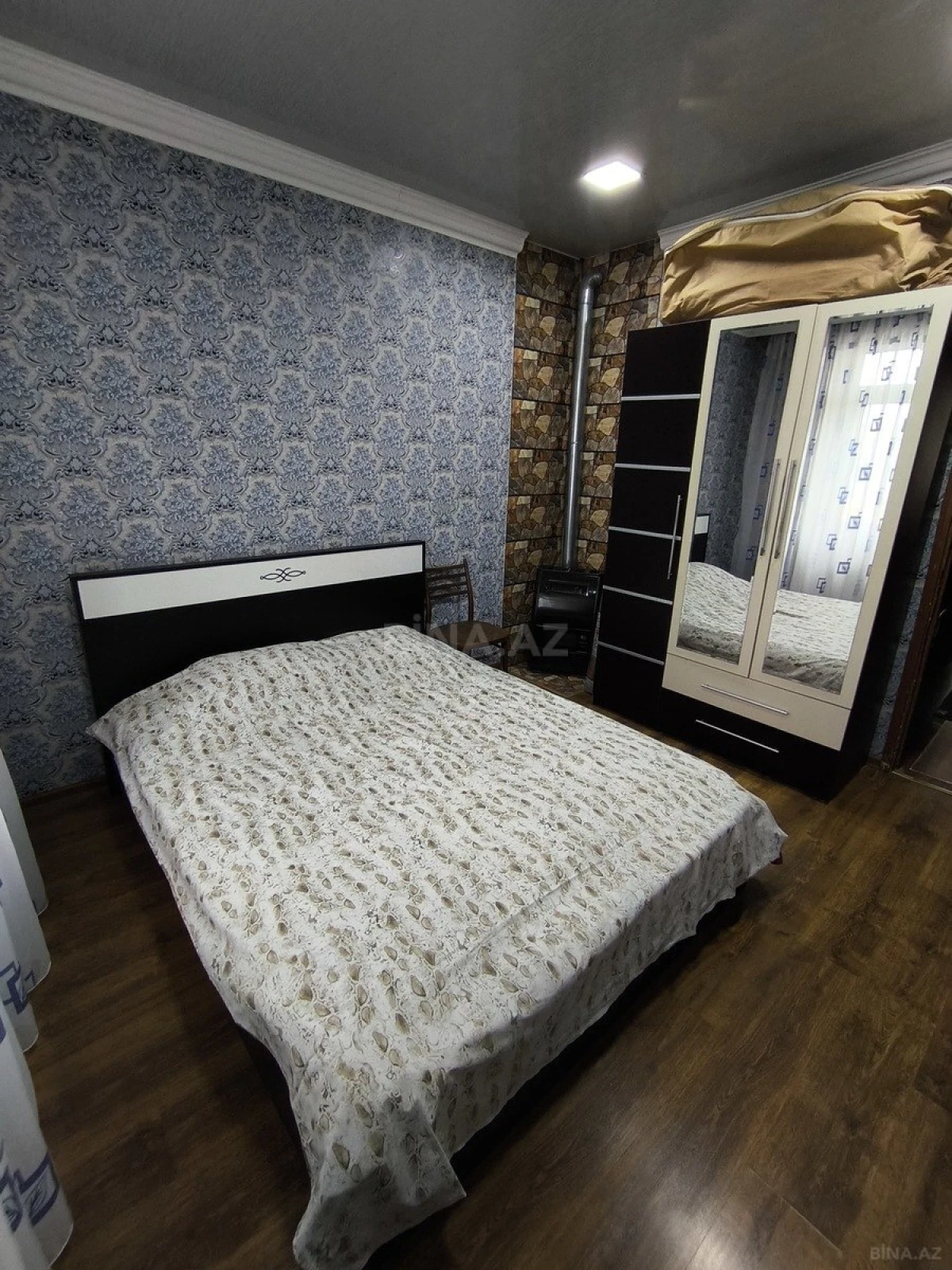 Satılır 2 otaqlı mənzil 60 m²