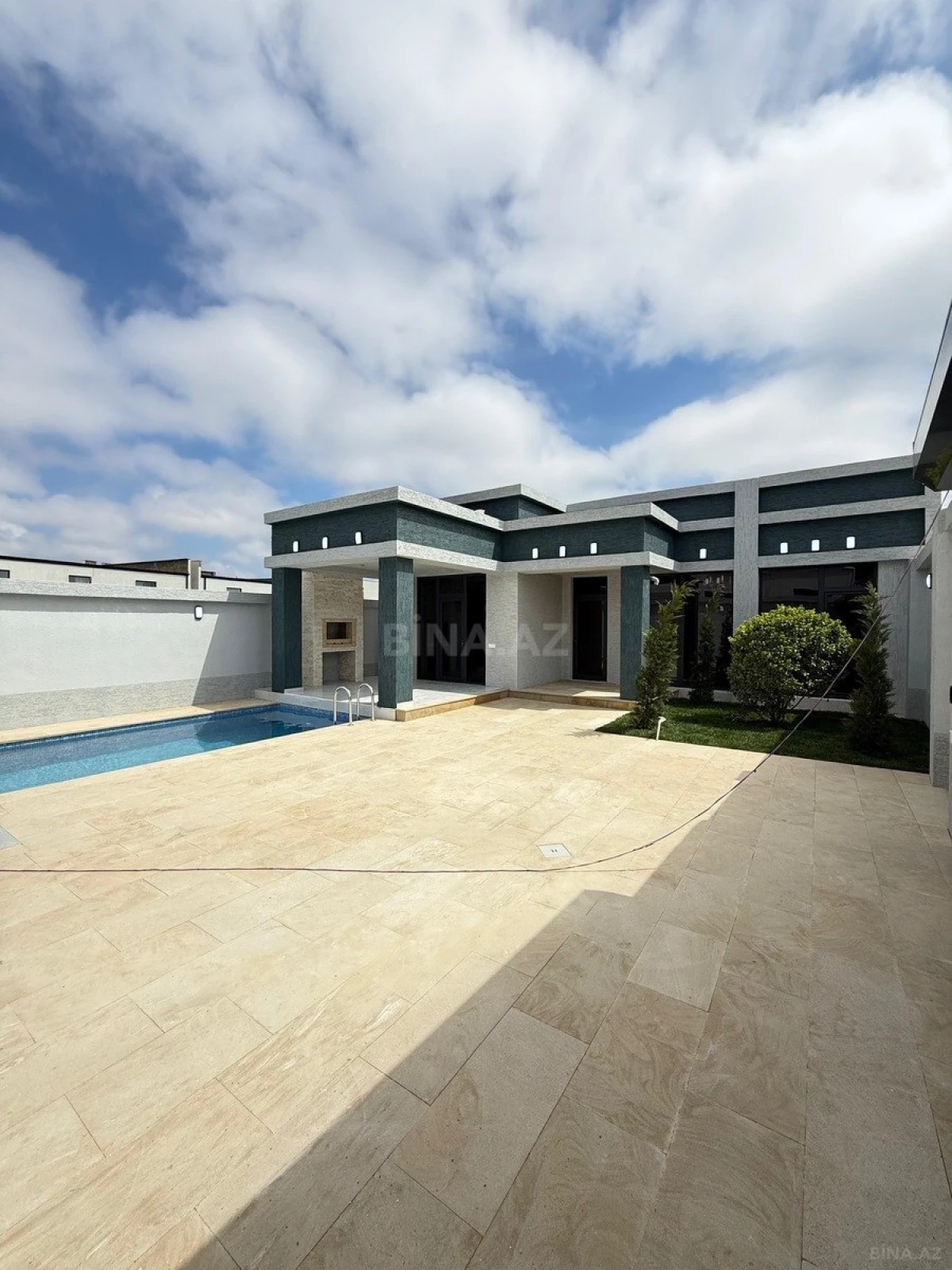 Satılır 4 otaqlı həyət evi 150 m²