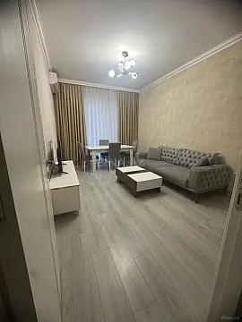 Kirayə verilir 2 otaqlı mənzil 65 m² — Bakı 2 otaq 65.00 m²