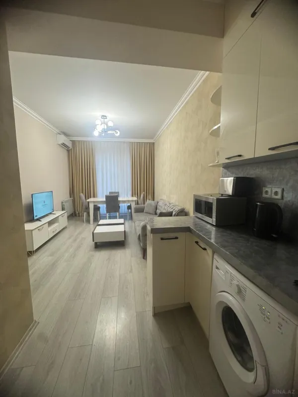 Kirayə verilir 2 otaqlı mənzil 65 m²