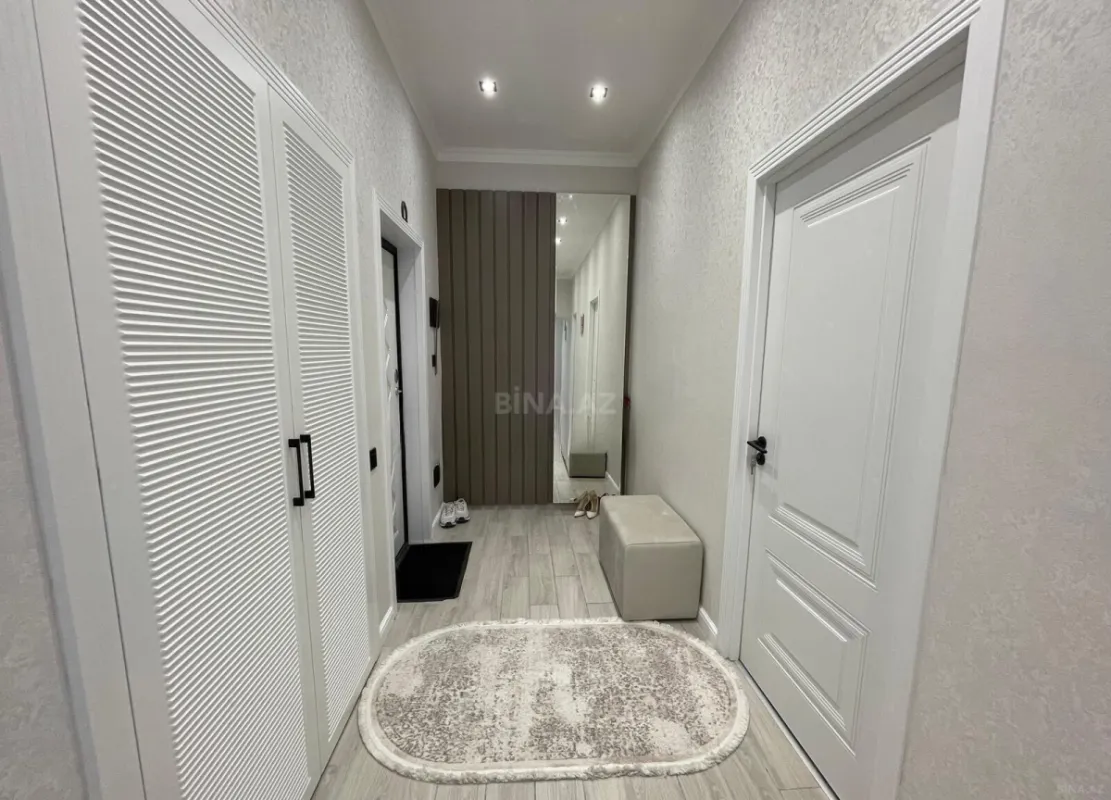 Satılır 3 otaqlı mənzil 112 m²